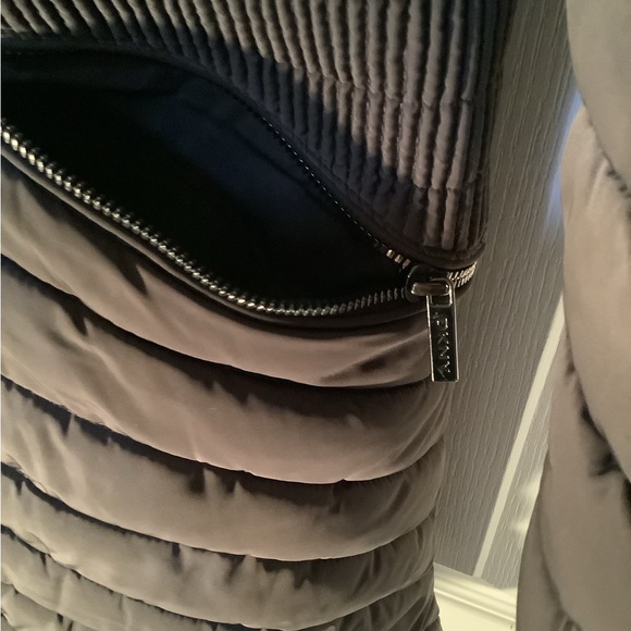 DKNY mid weight long puffer jacket - Picture 5 of 16